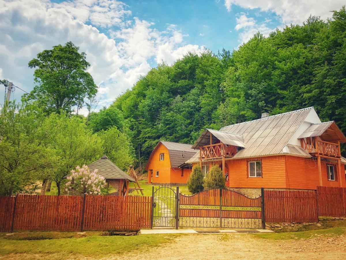 Котедж в Горах Ізки Екстер'єр фото